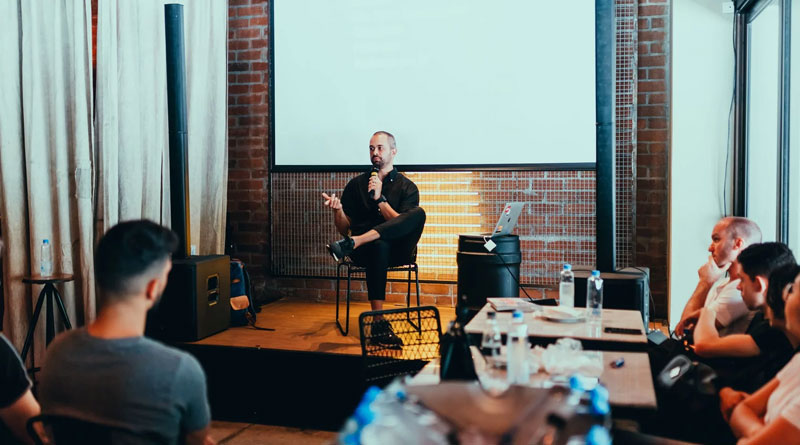 4 Tipe Ekstrovert - Apakah Kamu Salah Satunya