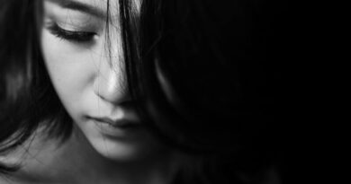 8 hal-yang-membuat-tidak-bahagia